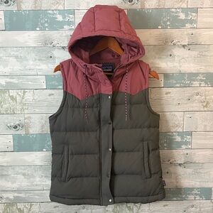 Patagonia Pink and Gray HOODED BIVY Vest
